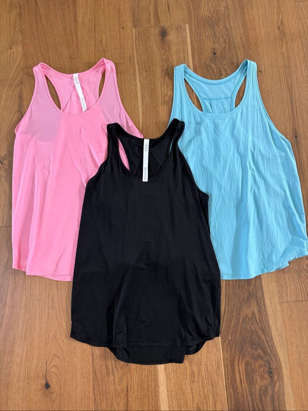 3 Lululemon Tanks Relaxed Fit T Back Pink Blue Black 10